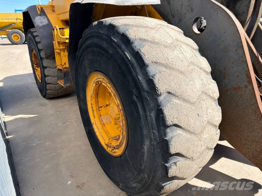 Volvo L120F Pyöräkuormaajat
