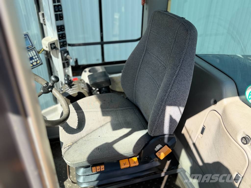 Volvo L120F Pyöräkuormaajat
