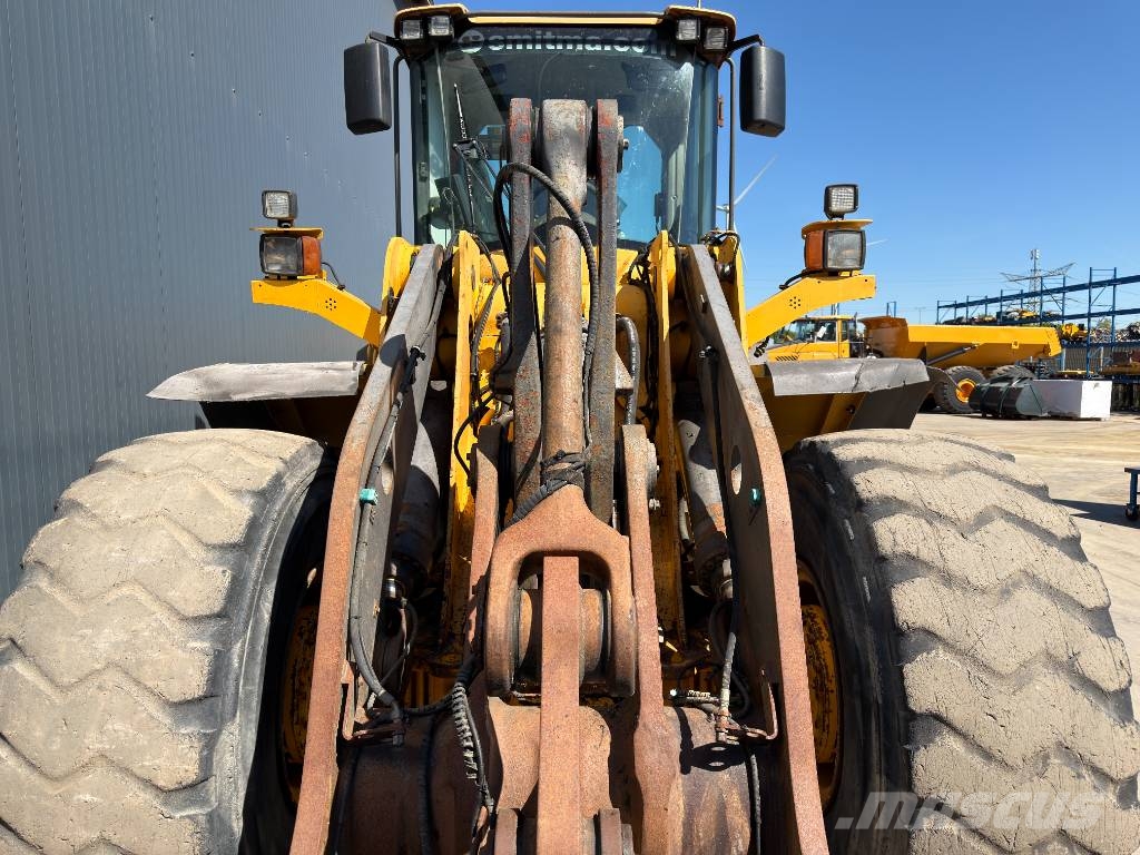 Volvo L120F Pyöräkuormaajat