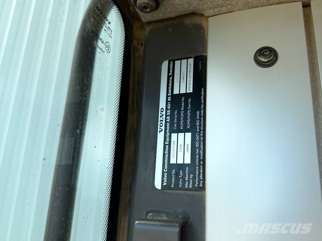 Volvo L120F Pyöräkuormaajat