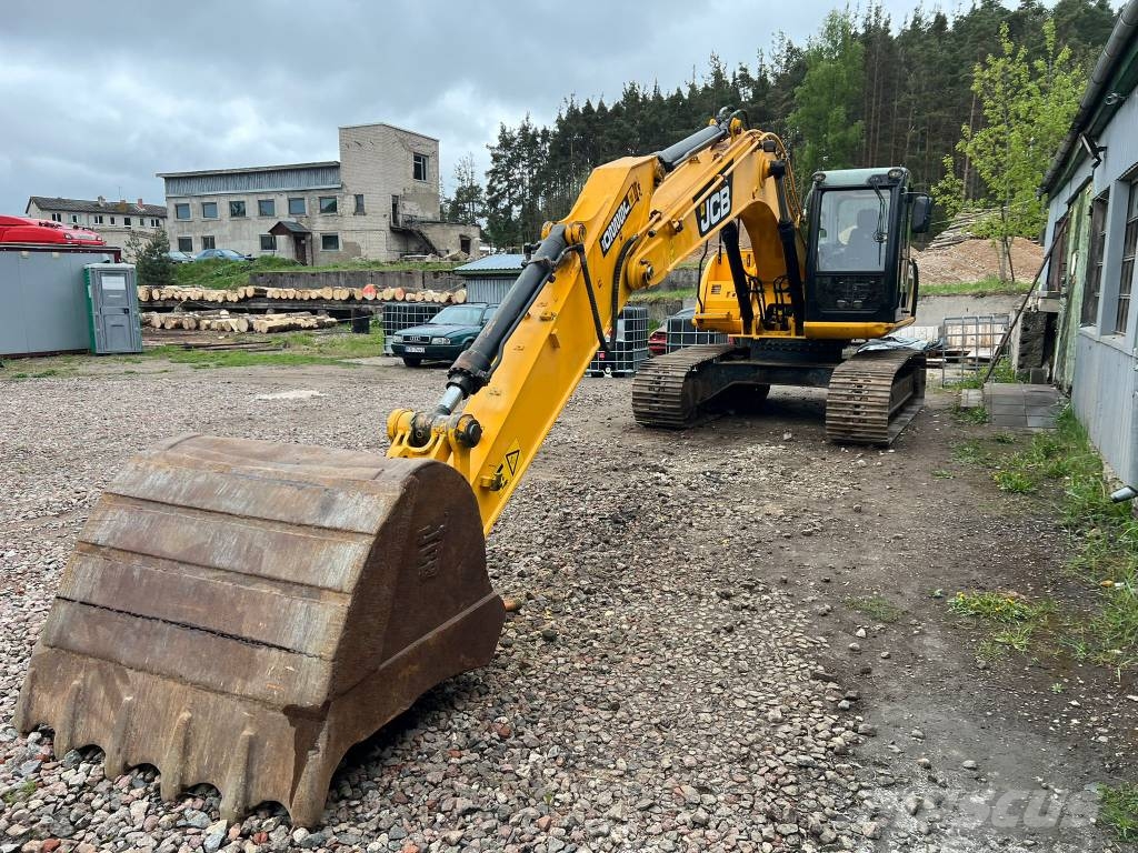 JCB 220 Rupsgraafmachines