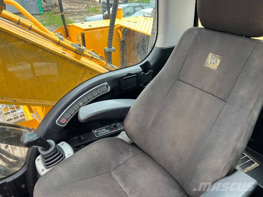 JCB 220 Rupsgraafmachines