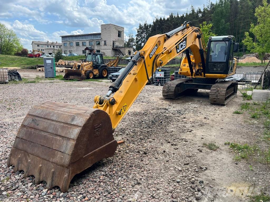 JCB 220 Rupsgraafmachines