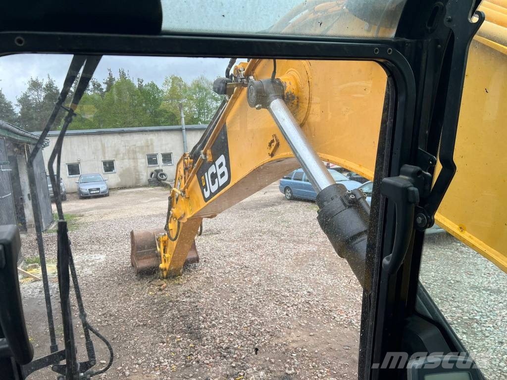 JCB 220 Rupsgraafmachines