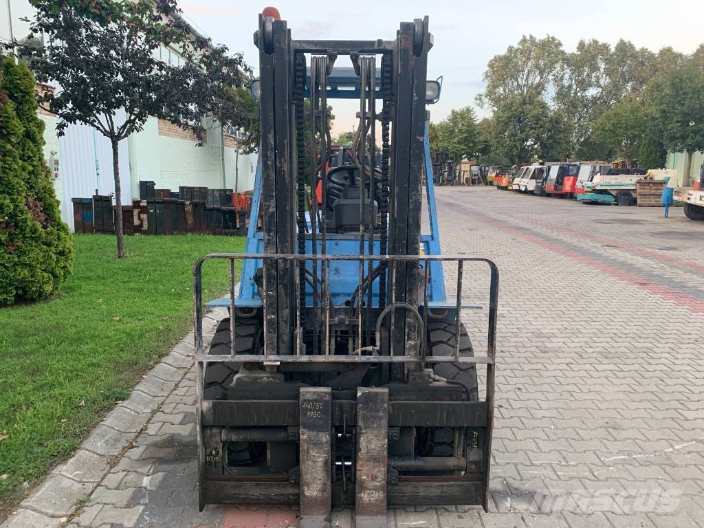 Toyota 6 FDF 40 /02/ V-2358 OB Camiones diesel