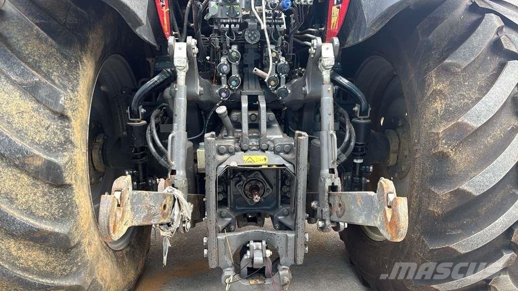 Massey Ferguson 7720S Tractors