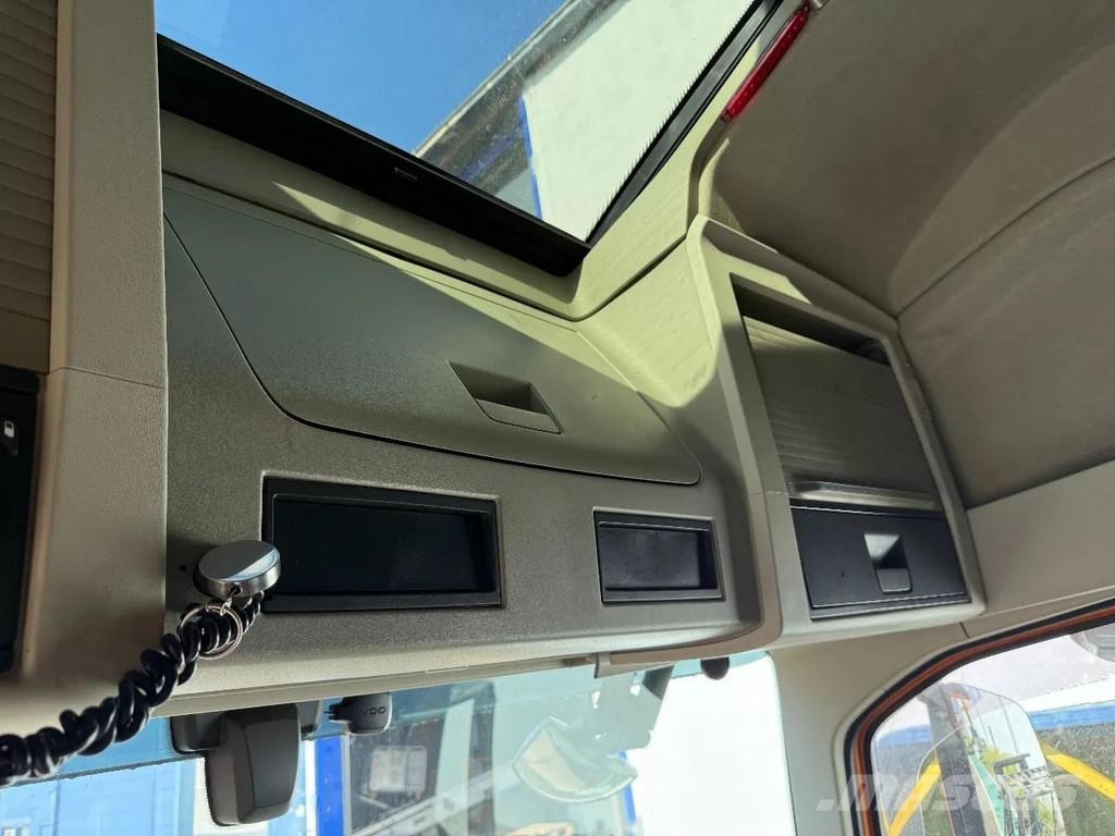 Volvo FH 4 540, 8X4, 703656 KM Τράκτορες