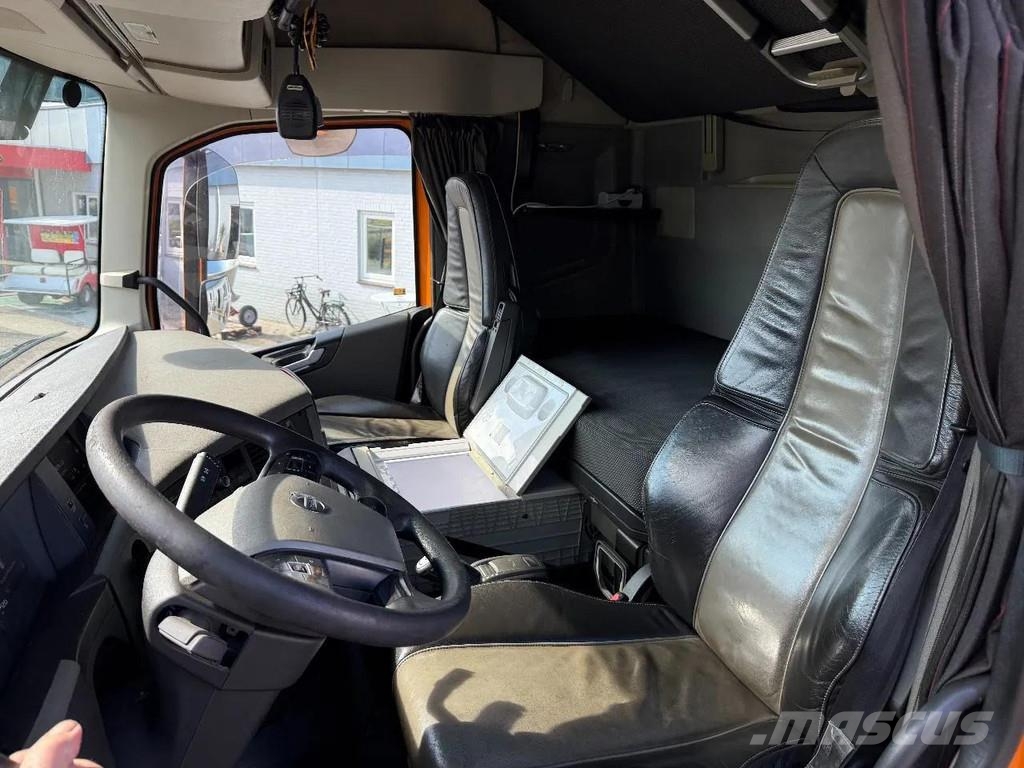 Volvo FH 4 540, 8X4, 703656 KM Τράκτορες