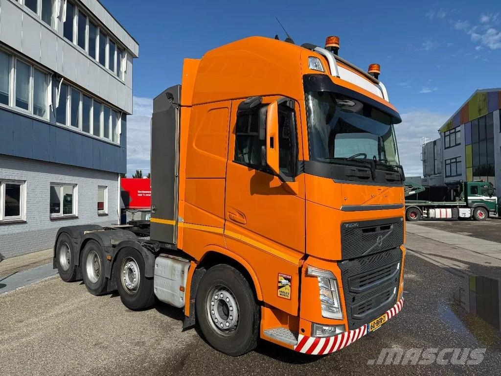 Volvo FH 4 540, 8X4, 703656 KM Τράκτορες