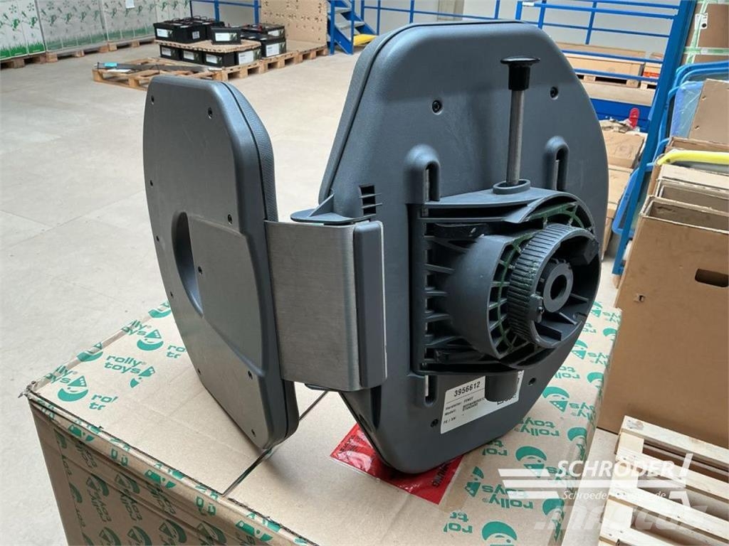 Fendt BEIFAHRERSITZ STANDARD ملحقات أخرى للجرارات
