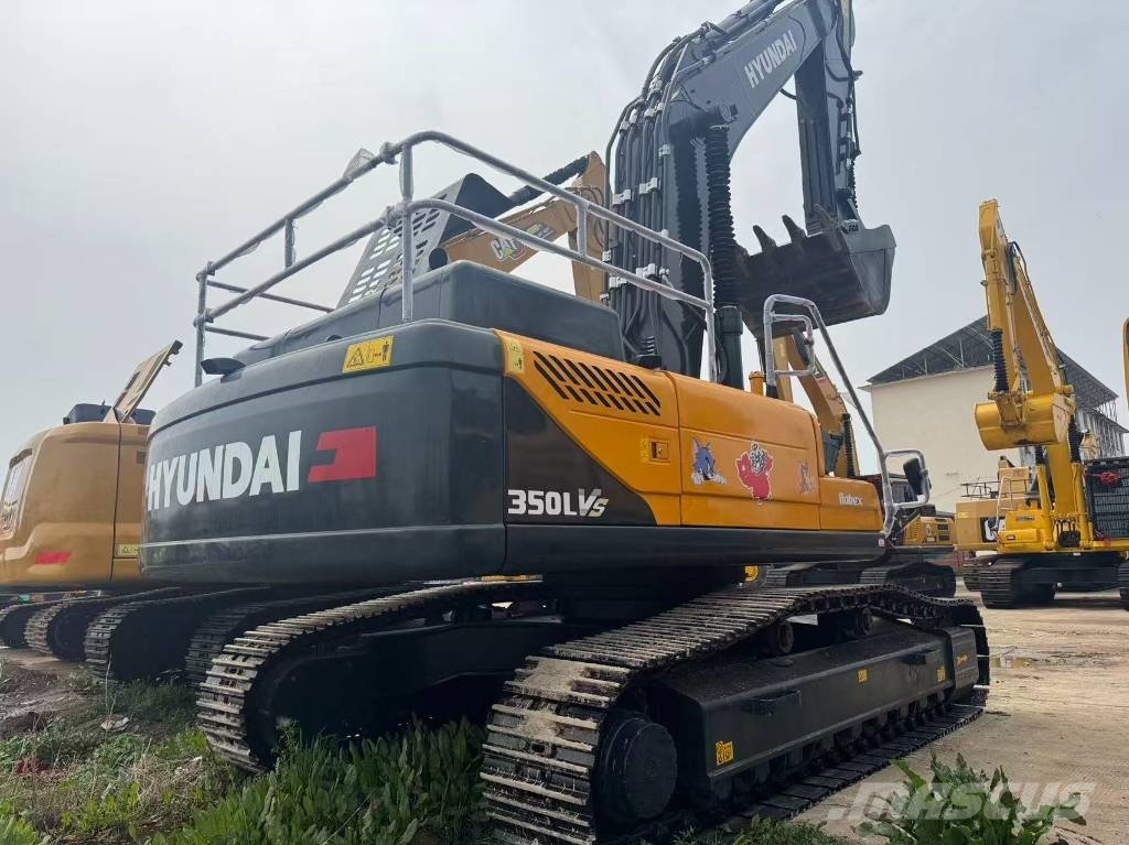 Hyundai R350LVS 履带挖掘机