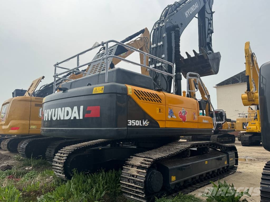 Hyundai R350LVS 履带挖掘机