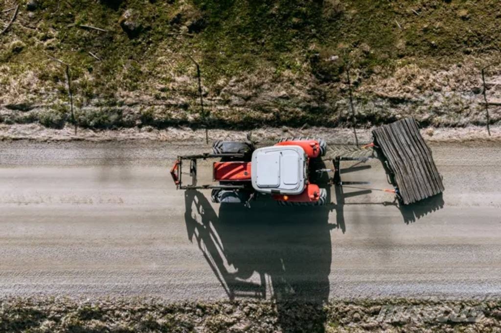SME VÄGSLADD XTREME 2M-2,8M MED GAFFELSET Niveladoras de arraste