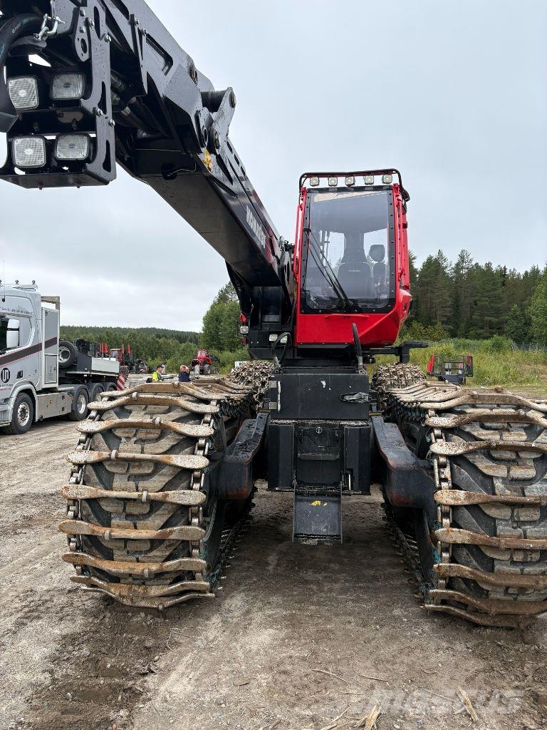 Komatsu 951 Harvester