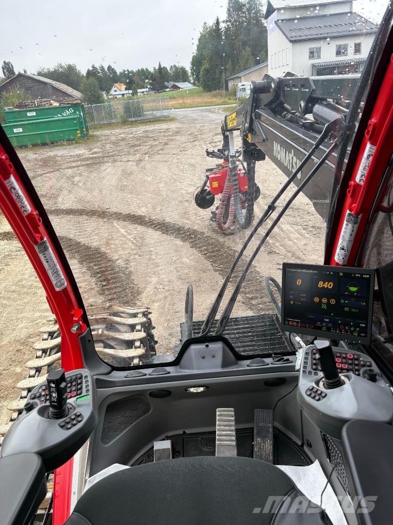 Komatsu 951 Harvester