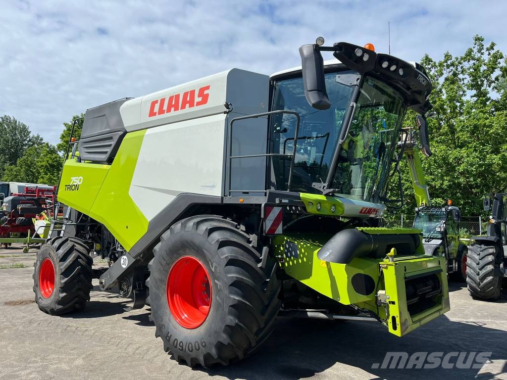 CLAAS Trion 750 Θεριζοαλωνιστικές μηχανές