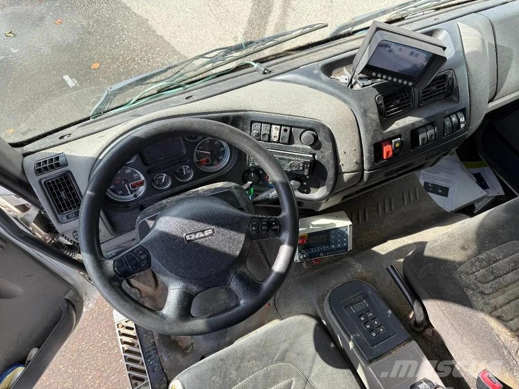 DAF LF 55.220 6X2 + GEESINKNORBA GPM III V 14L22 / SPL Sopbilar