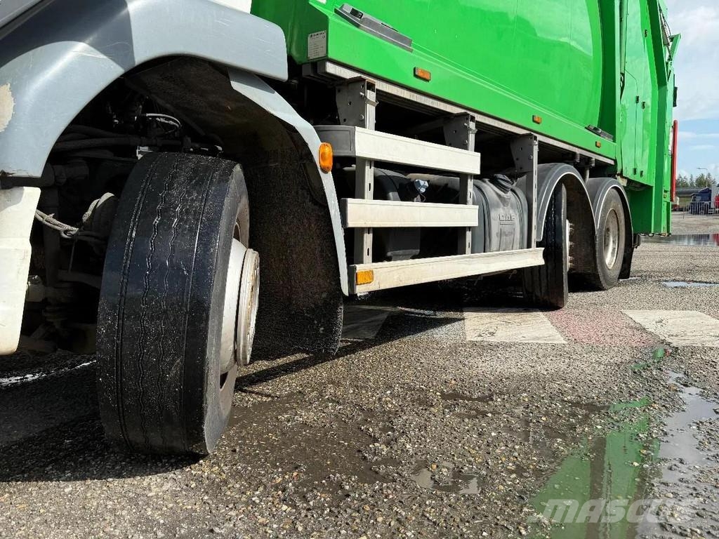 DAF LF 55.220 6X2 + GEESINKNORBA GPM III V 14L22 / SPL Sopbilar