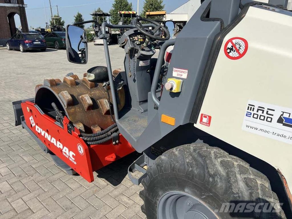Dynapac CA 1300 PD Rodillos de un solo tambor