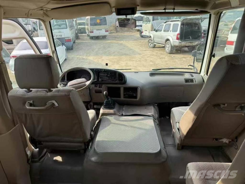 Toyota Coaster Bus Mikroautobusai