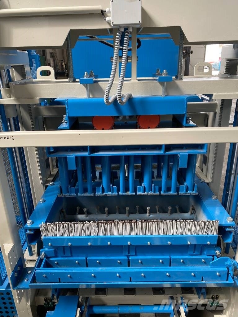 Metalika VPS-2000/1 Concrete block making machine Cementstens-maskiner