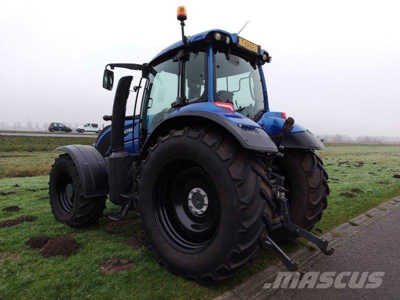 Valtra T 234 A Traktorer