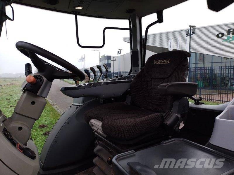 Valtra T 234 A Traktorer