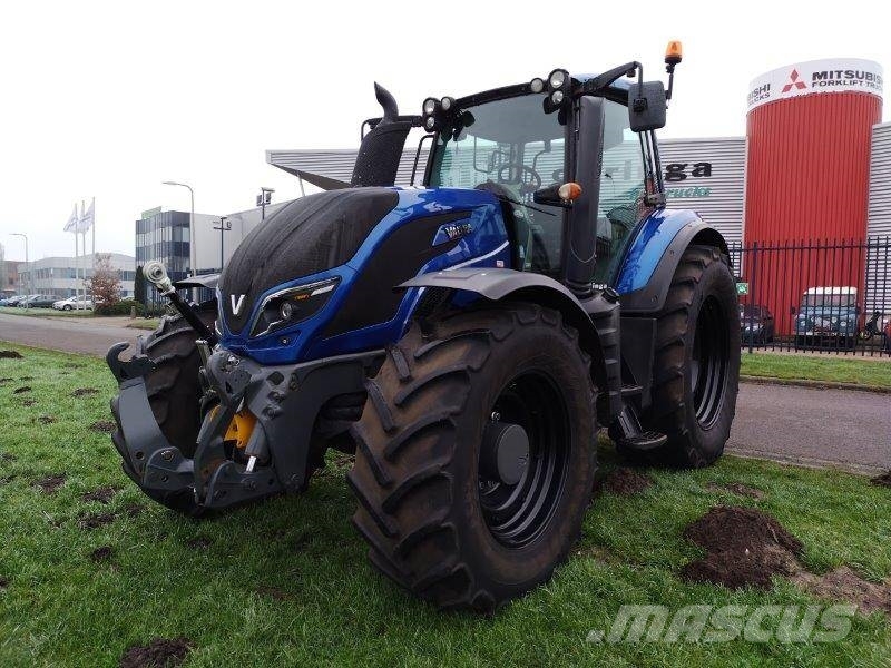 Valtra T 234 A Traktorer