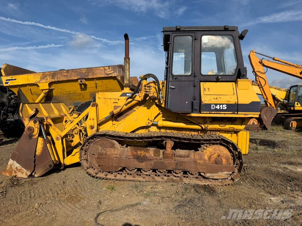 Komatsu D 41 S-3 Utovarivaču guseničara