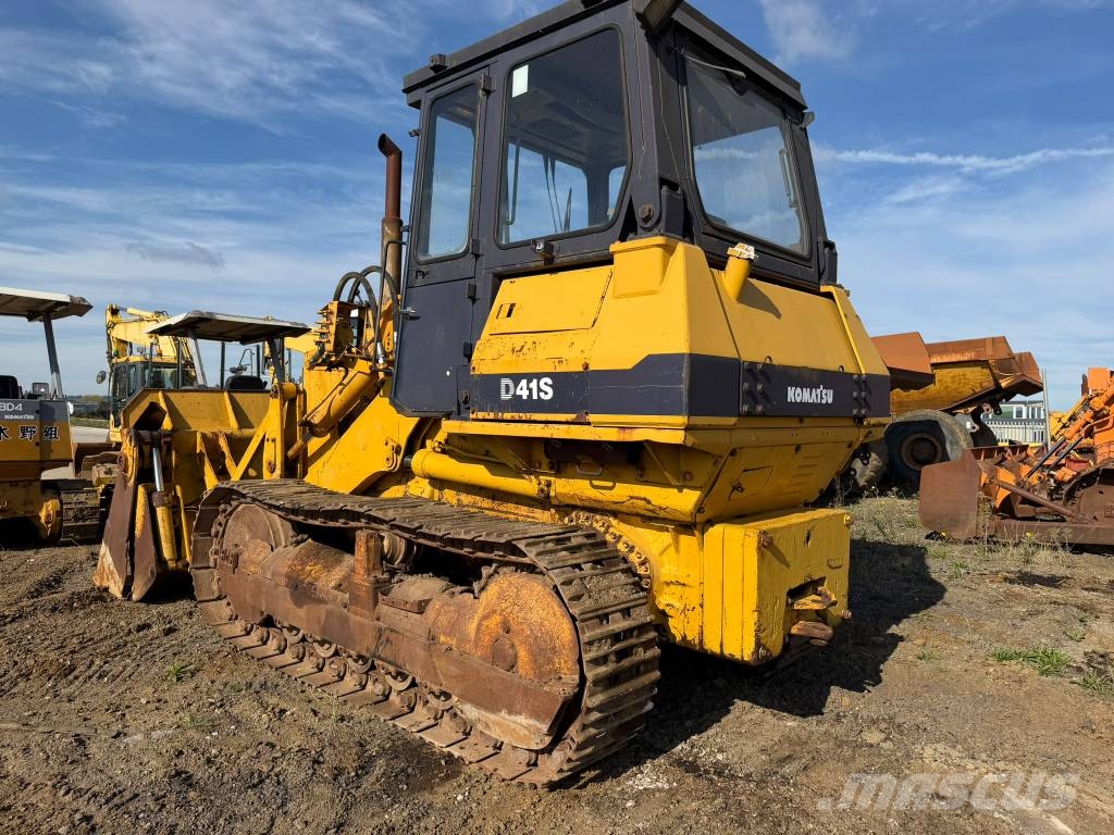 Komatsu D 41 S-3 Utovarivaču guseničara