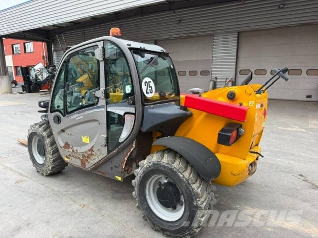 Manitou MT 625 伸縮臂操作車