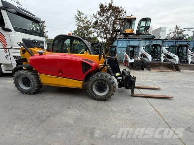 Manitou MT 625 伸縮臂操作車