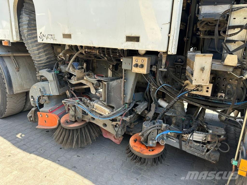 Renault Premium Lander 340 DXI كناسات