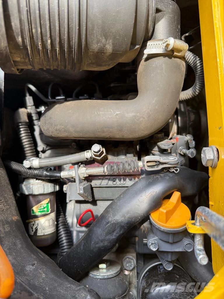 Komatsu PC18MR-3 Minigravemaskiner