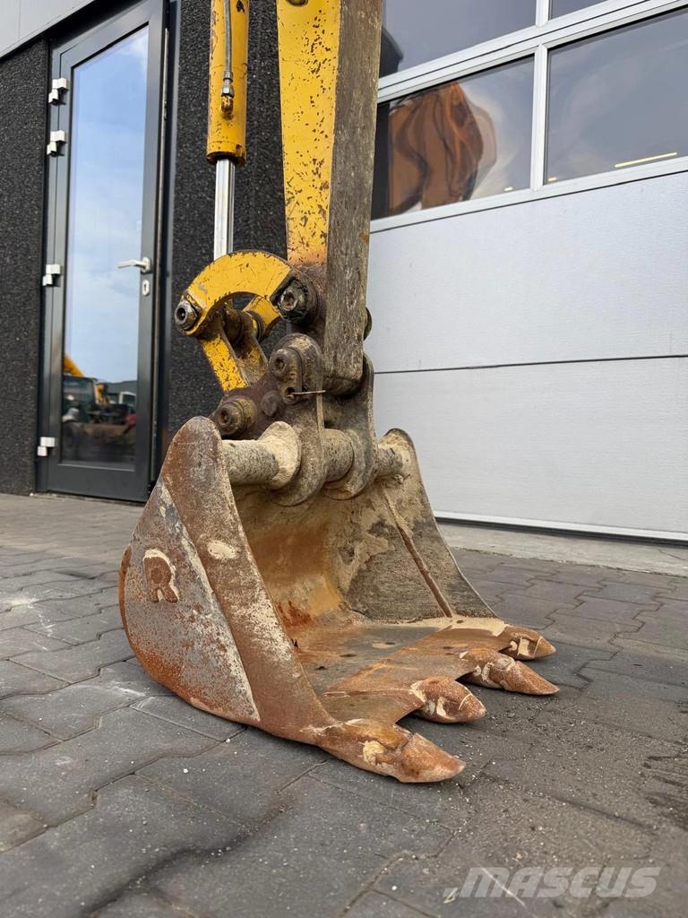 Komatsu PC18MR-3 Minigravemaskiner