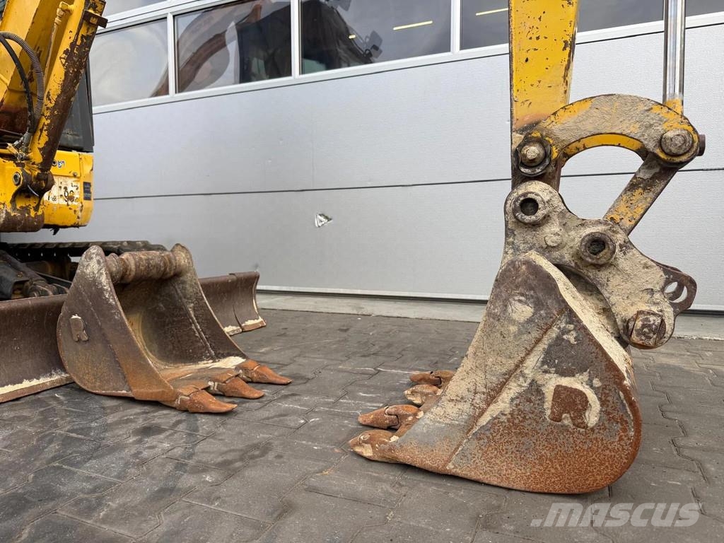 Komatsu PC18MR-3 Minigravemaskiner