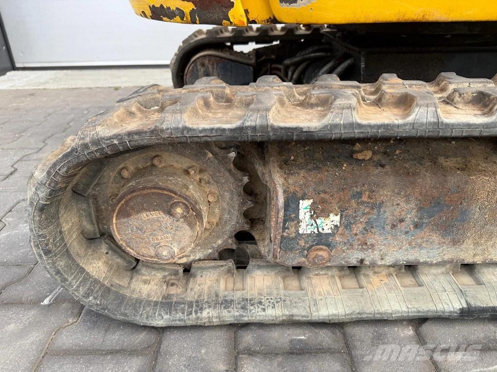 Komatsu PC18MR-3 Minigravemaskiner