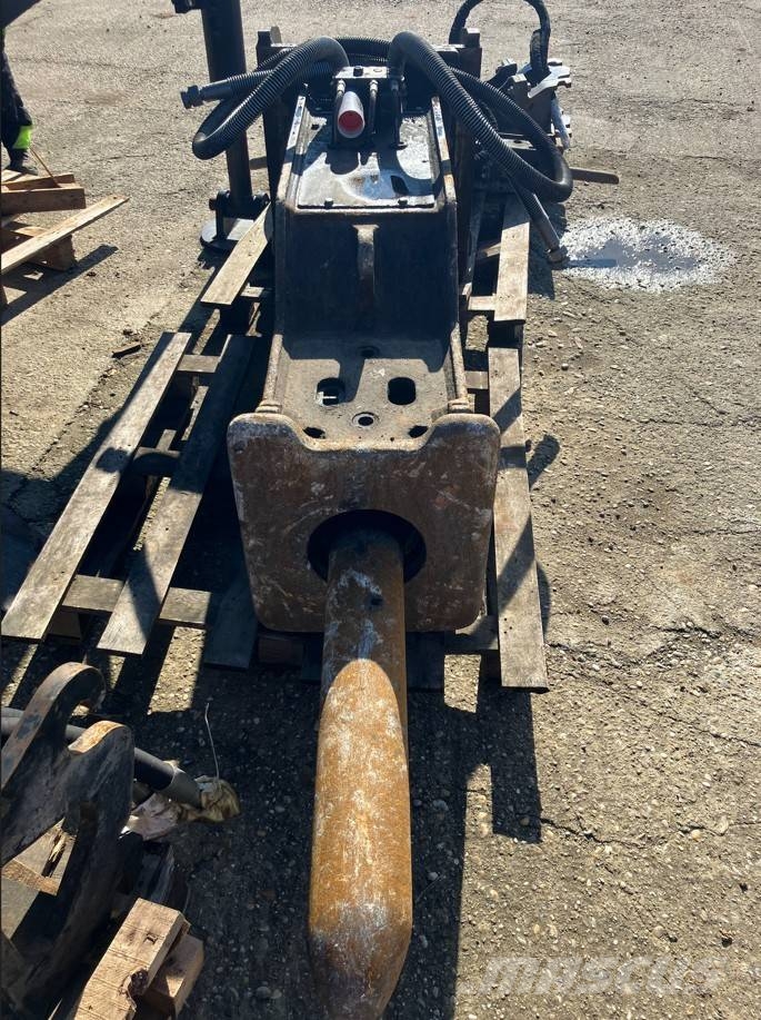 CAT H 120 GC Hammer / Brecher