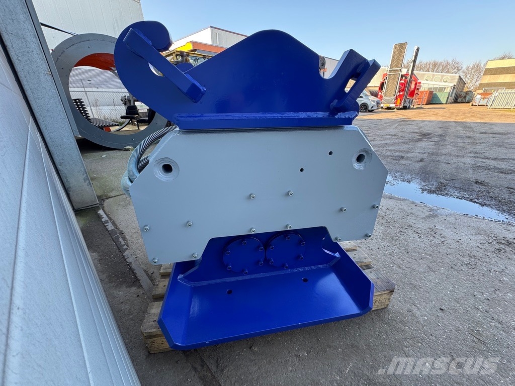 Saes HST 070 trilblok CW 40 met rotatie 22-37 ton Titreşimli kazık çakıcıları