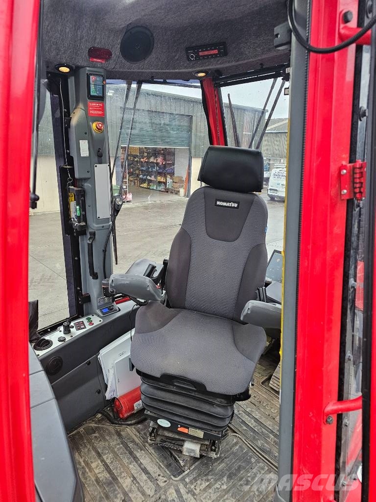 Komatsu XF845-1 集运机