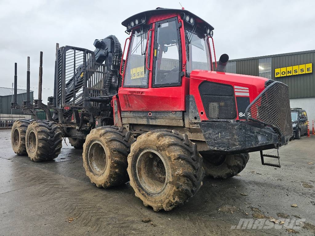Komatsu XF845-1 集运机