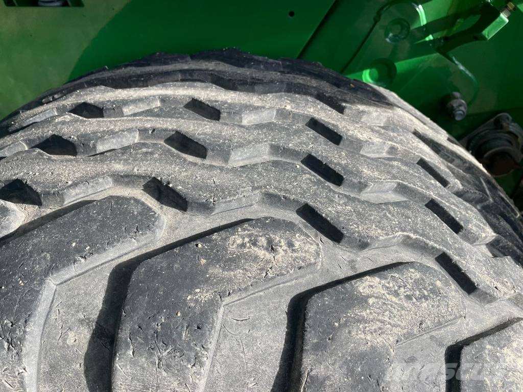 John Deere 960 Ronde-balenpersen