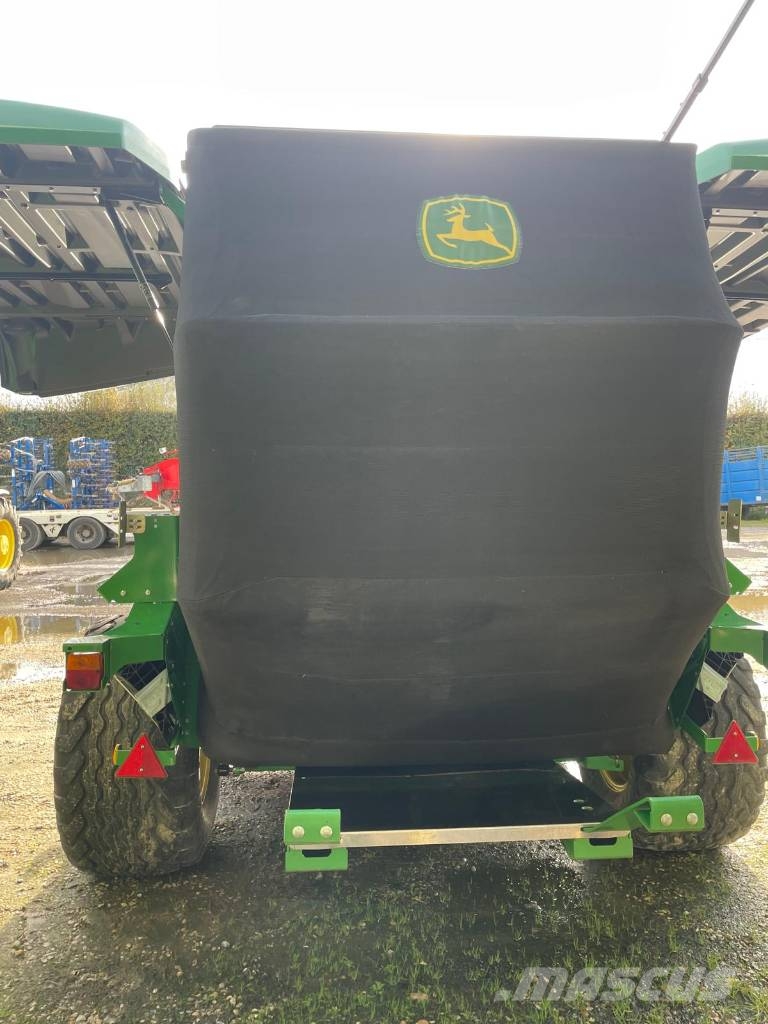 John Deere 960 Ronde-balenpersen