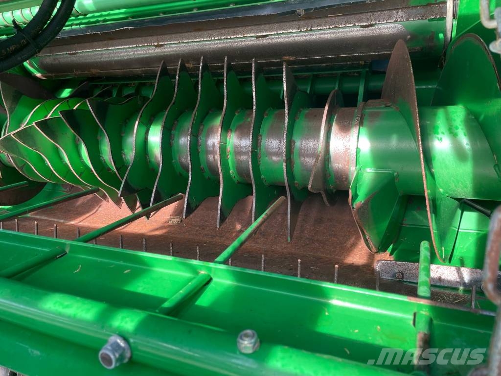 John Deere 960 Ronde-balenpersen