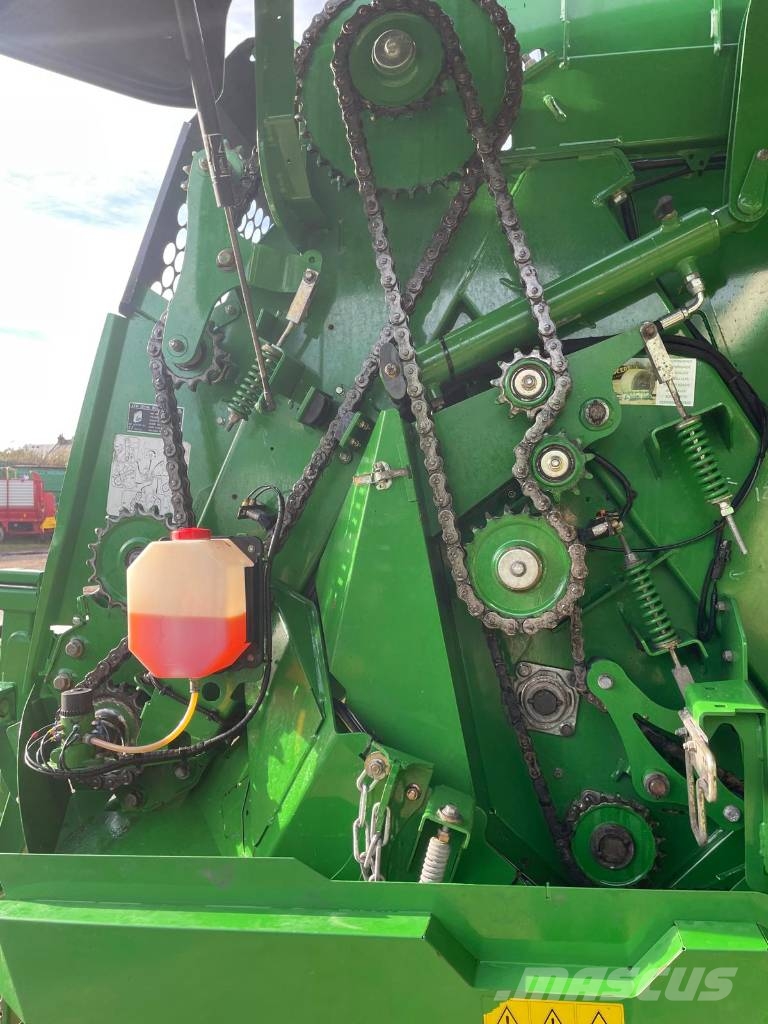 John Deere 960 Ronde-balenpersen