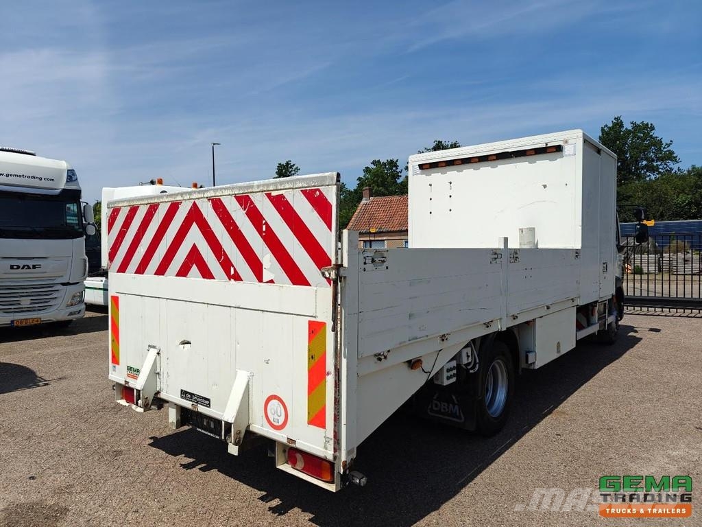 DAF LF 55.180 4x2 DayCab Euro4 - 14T - Hydraulic Loadi شاحنات مسطحة/مفصلية الجوانب