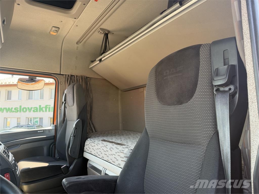 DAF XF VIN 756 Camión con caja abierta