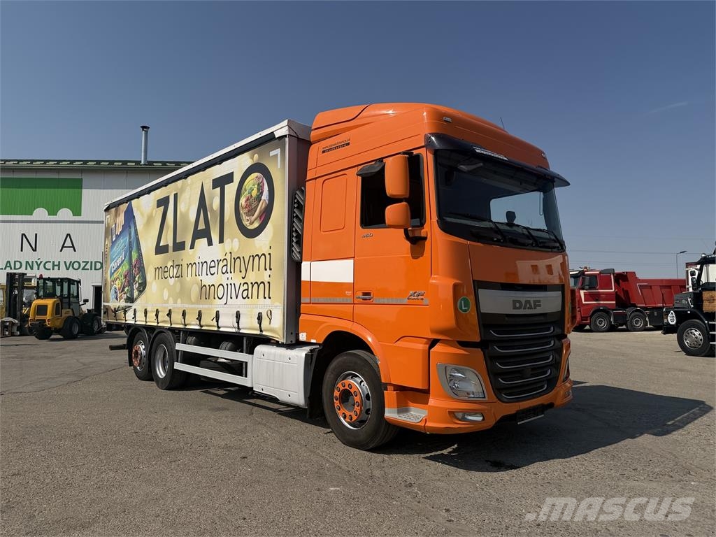 DAF XF VIN 756 Camión con caja abierta