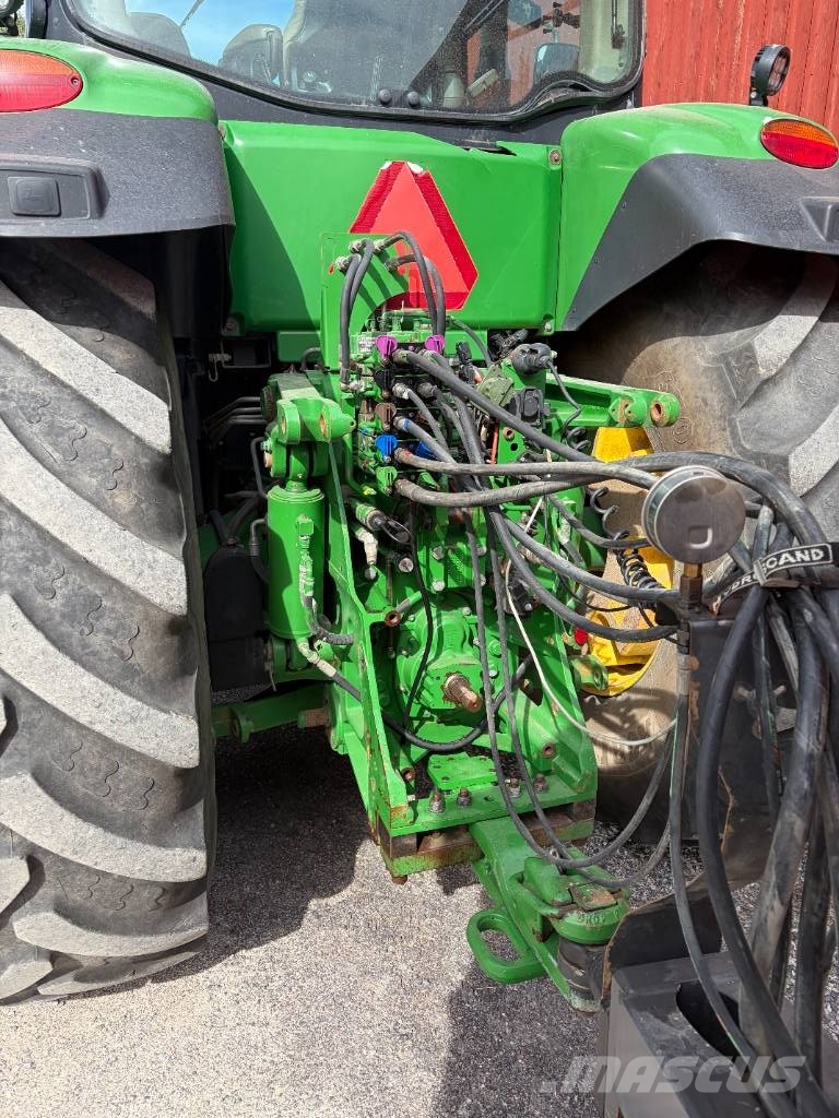 John Deere 8360 Tractors