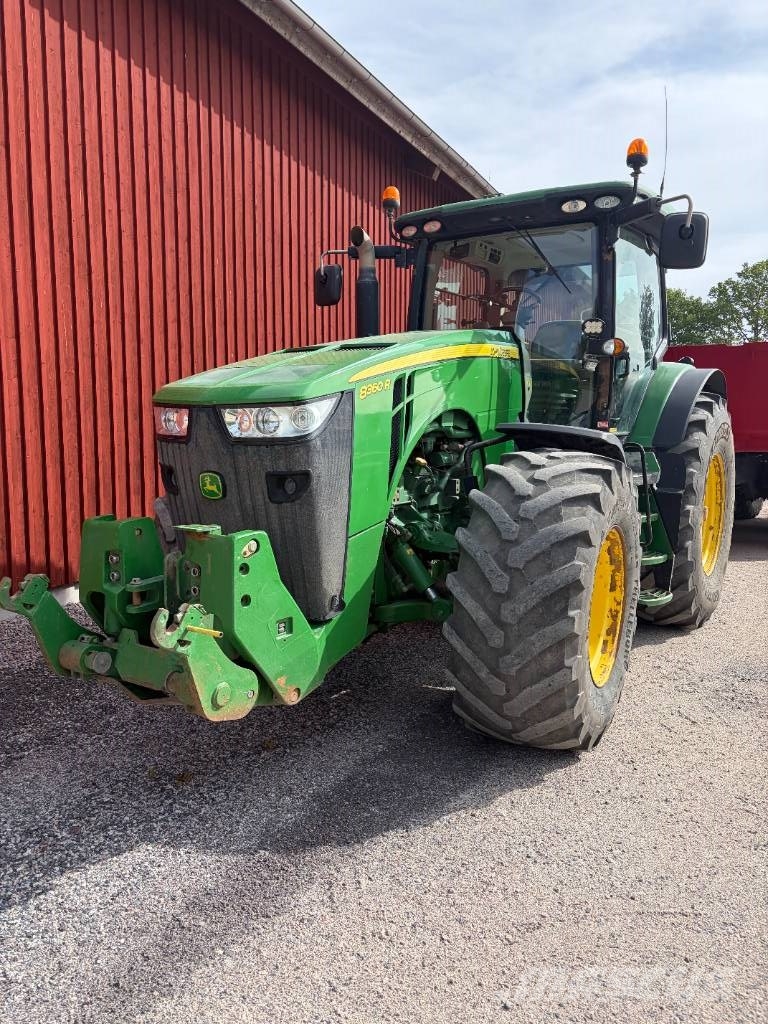 John Deere 8360 Tractors